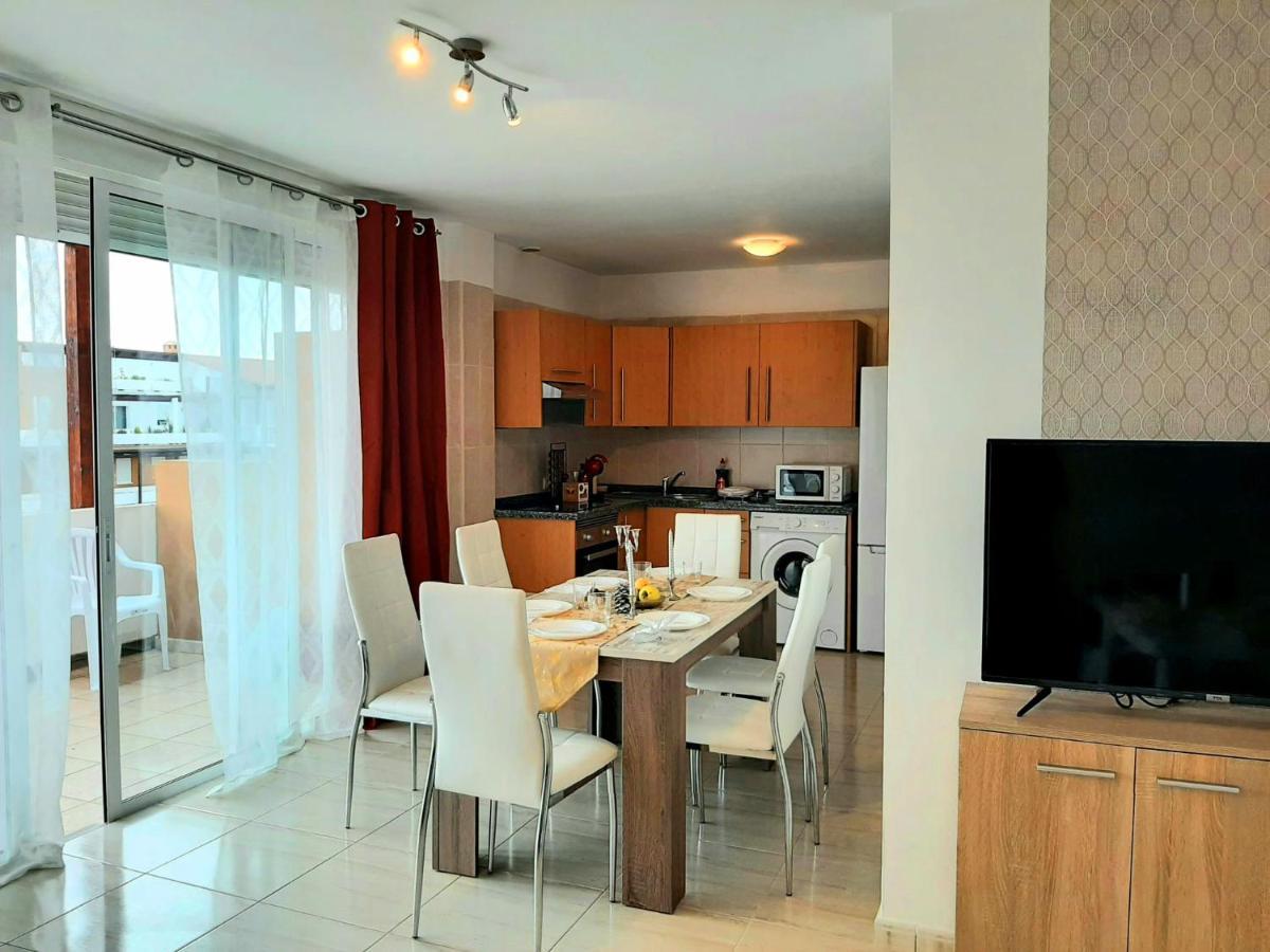 Comfortable 2-Bedrooms Rental Unit With Pool サンミゲル・デ・アボナ エクステリア 写真